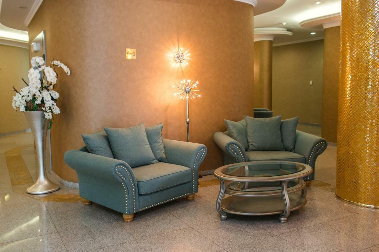 Hotel International ไบเลเฟลิกซ์ ภายนอก รูปภาพ